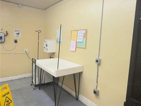 11925 NE 2nd Ave B207, North Miami FL 33161