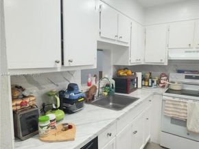 11925 NE 2nd Ave B207, North Miami FL 33161