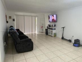 11925 NE 2nd Ave B207, North Miami FL 33161