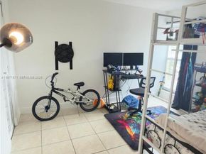 11925 NE 2nd Ave B207, North Miami FL 33161