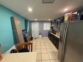 1299 NE 40th Ct, Oakland Park FL 33334