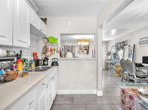 2521 NW 151st St, Miami Gardens FL 33054