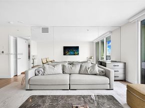 90 Alton Rd 1908, Miami Beach FL 33139