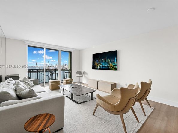 90 Alton Rd 1908, Miami Beach FL 33139