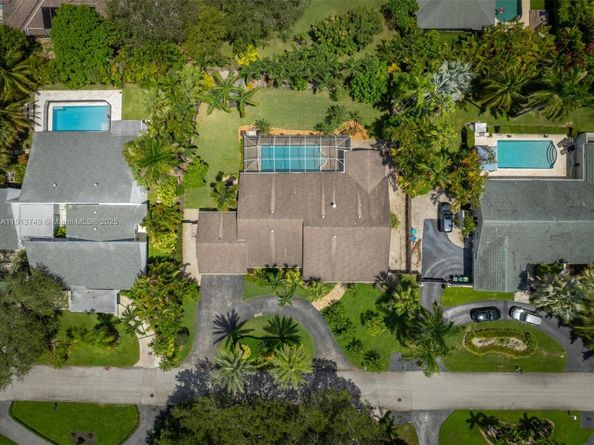 7605 SW 178th Ter, Palmetto Bay FL 33157