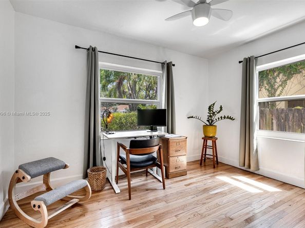 244 NW 44th St, Miami FL 33127