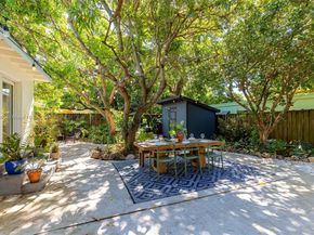 244 NW 44th St, Miami FL 33127