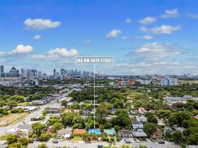 244 NW 44th St, Miami FL 33127