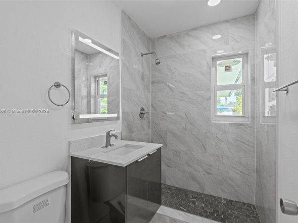 2847 Polk St, Hollywood FL 33020