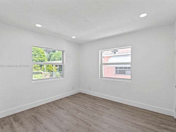 2847 Polk St, Hollywood FL 33020