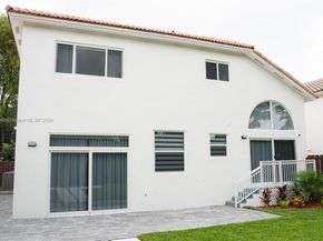 10996 NW 58th Ter, Doral FL 33178