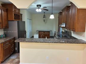1764 NW 166th Ave, Pembroke Pines FL 33028