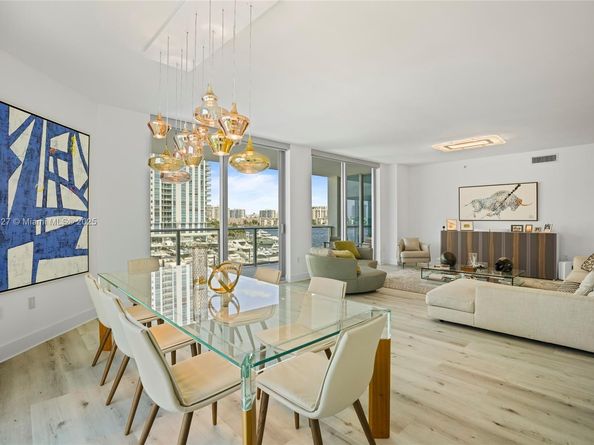 17111 Biscayne Blvd 401, North Miami Beach FL 33160