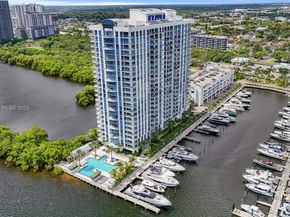 17111 Biscayne Blvd 401, North Miami Beach FL 33160