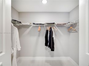 2641 N Flamingo Rd 1703N, Sunrise FL 33323