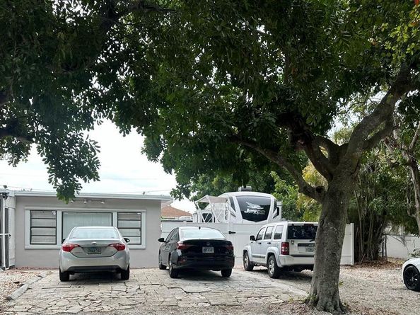 4158 Faith St, West Palm Beach FL 33406