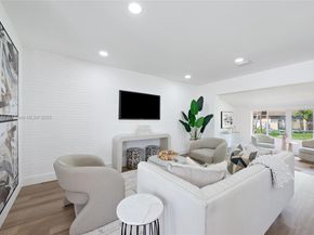 600 SW 64th Pkwy, Pembroke Pines FL 33023