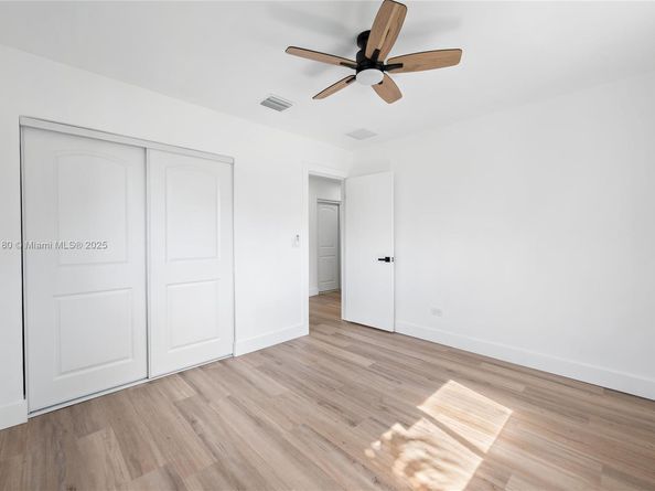 600 SW 64th Pkwy, Pembroke Pines FL 33023