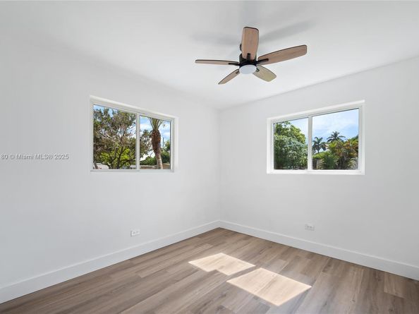 600 SW 64th Pkwy, Pembroke Pines FL 33023
