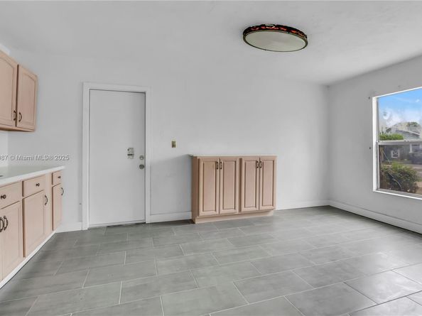 921 NW 5th Ave, Pompano Beach FL 33060