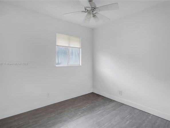 921 NW 5th Ave, Pompano Beach FL 33060