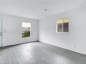 921 NW 5th Ave, Pompano Beach FL 33060