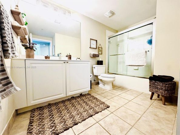 888 S Douglas Rd 1210, Coral Gables FL 33134