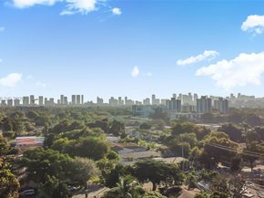 2142 NW 33rd St, Miami FL 33142