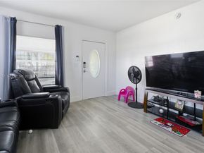 2142 NW 33rd St, Miami FL 33142