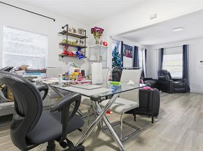 2142 NW 33rd St, Miami FL 33142