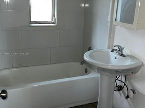 1604 NW 15th Ct, Fort Lauderdale FL 33311