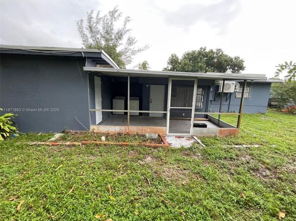 1604 NW 15th Ct, Fort Lauderdale FL 33311