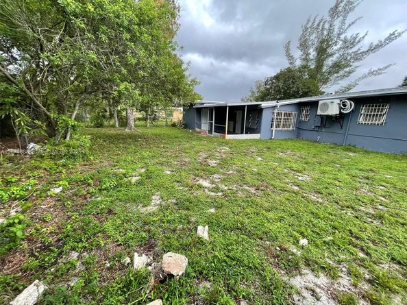 1604 NW 15th Ct, Fort Lauderdale FL 33311
