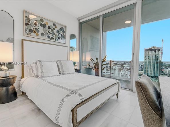 700 NE 26th Ter 3406, Miami FL 33137