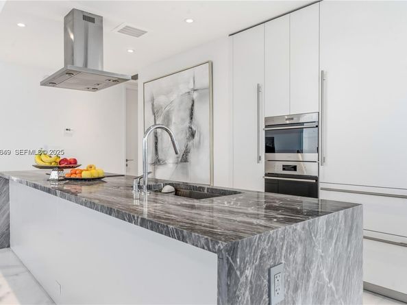 700 NE 26th Ter 3406, Miami FL 33137