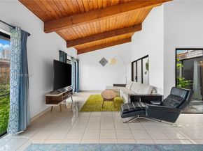 2679 S Parkview Dr, Hallandale Beach FL 33009