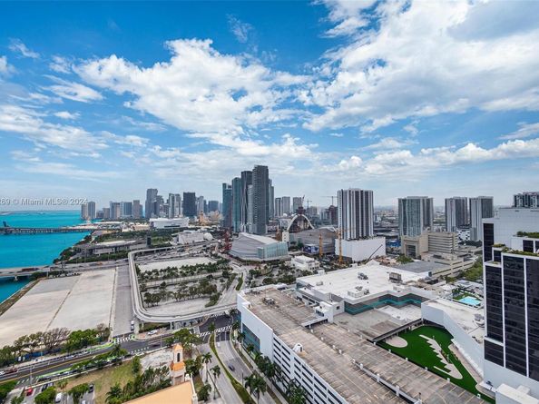 1717 N Bayshore Dr A3755, Miami FL 33132