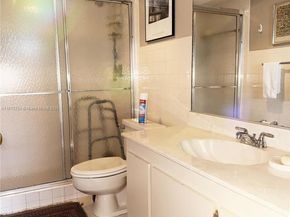 555 NE 30 st 201, Miami FL 33137