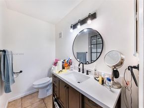 1178 NW 123rd Pl 1210, Miami FL 33182