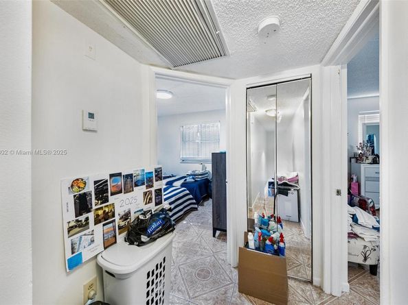 1178 NW 123rd Pl 1210, Miami FL 33182