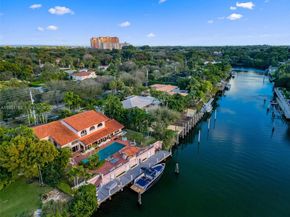 6636 Riviera Dr, Coral Gables FL 33146