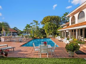 6636 Riviera Dr, Coral Gables FL 33146