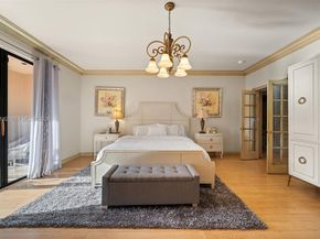 6636 Riviera Dr, Coral Gables FL 33146