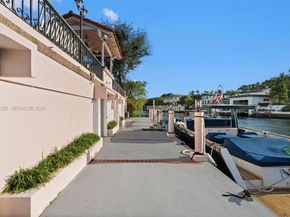 6636 Riviera Dr, Coral Gables FL 33146