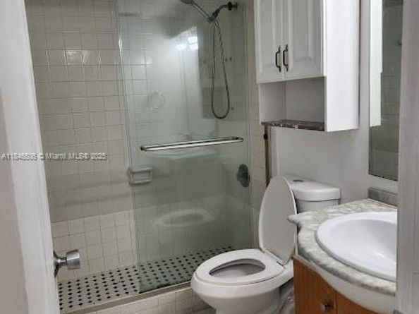 5055 NW 7th St 1003, Miami FL 33126