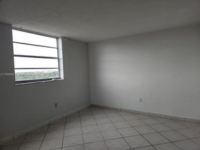 5055 NW 7th St 1003, Miami FL 33126
