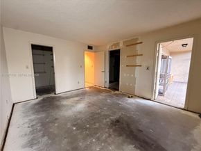 17000 NW 67th Ave 115, Hialeah FL 33015
