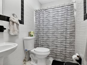 3297 SW 26th St, Miami FL 33133