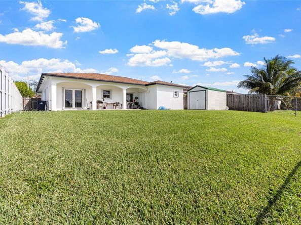 14254 SW 294th St, Homestead FL 33033