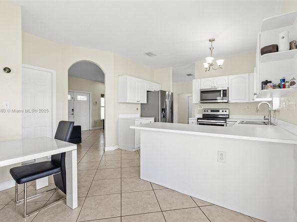 14254 SW 294th St, Homestead FL 33033